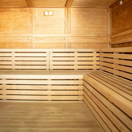 Intempo By Holuxe - 211- 21st Floor *