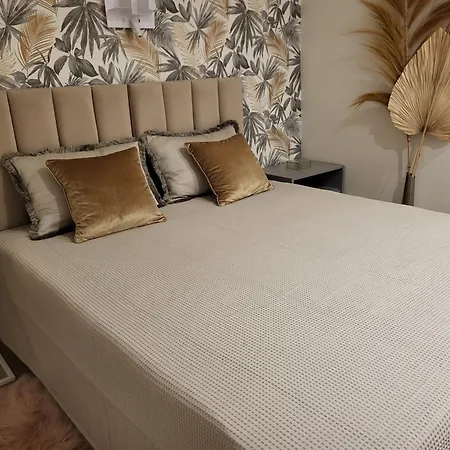 Intempo By Holuxe - 211- 21st Floor