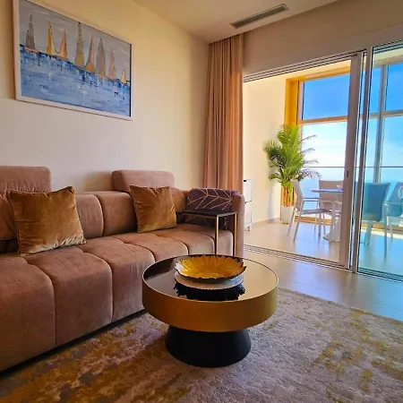 Intempo By Holuxe - 211- 21st Floor Apartment *