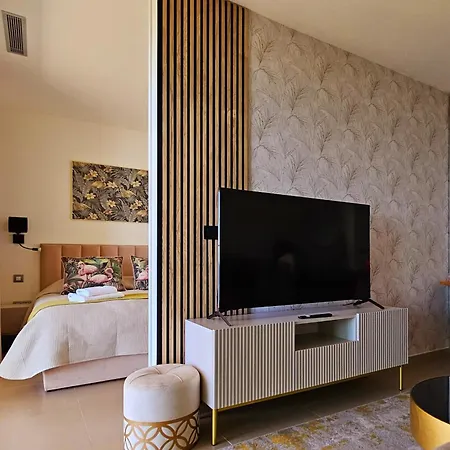 Intempo By Holuxe - 211- 21st Floor Apartment