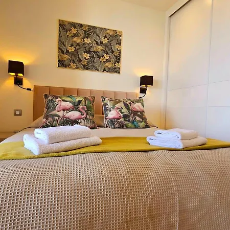 Intempo By Holuxe - 211- 21st Floor Apartment *